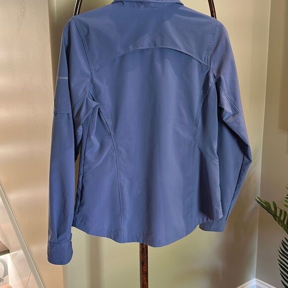 COLUMBIA Dusty Blue SPF Shirt - Picture 6 of 7